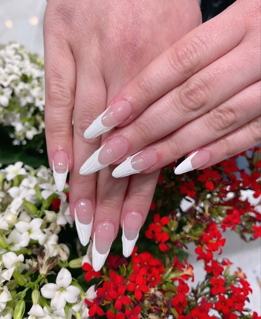 Stiletto French tips